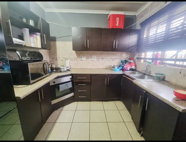 3 BEDROOM HOUSE FOR SALE IN UMHLATHUZE